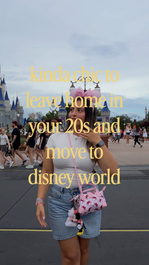 kinda chic to do things you never thought you’d be able to do 🫶🏼🥲☁️ @disneyparks @disney #florida #disney #girl #25 #kindachic