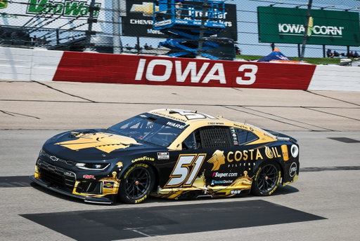 Went around in circles in the corn field, what a beautiful @costaoils car. Ate some surprisingly good ramen in Iowa for my sweet wife’s birthday. Next time we’ll see you under the lights. @rickwareracing 
#nascar #iowa #chevy #racing