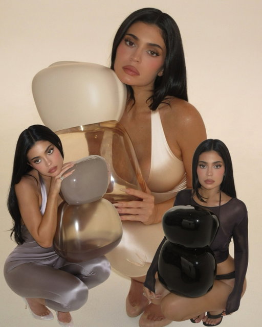 happy birthday boss bae 🤍

celebrate with kylie’s birthday exclusive! for a limited time, get a FREE mini blush wood + mini cosmic by kylie jenner with any $65+ fragrance purchase.