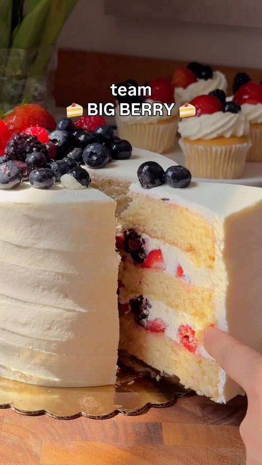 Are you team Baby Berry or team Big Berry? 🍰✨

No matter what size of Berry Chantilly cake you prefer, every cake sold in the month of August gives 1% of sales back to the Next Generation Farmer Fund, supporting the next generation of farmers. Get your slice today!