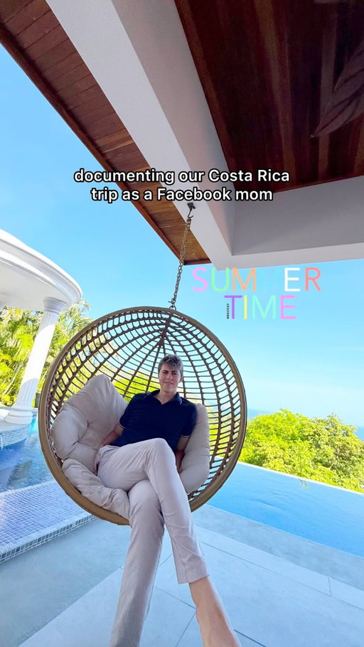Please only comment below like a Facebook mom 😄😍✈️🥰

#costarica #vacation #travel #vacationmode #travelmom
