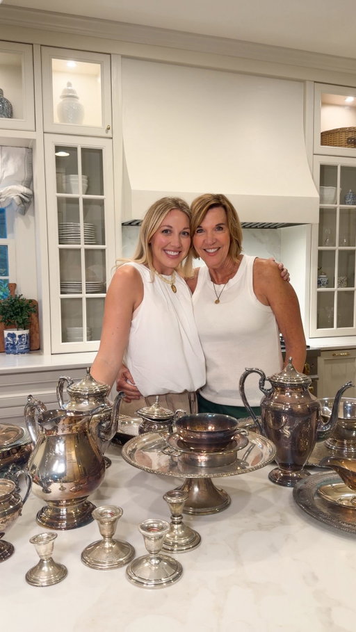 CALL YOUR MOM 📞 before you go antiquing! My mom had this burried in the attic. When I told her I wanted to start collecting silver, she said “You know I have a tub of your grandmothers sitting in the attic” 

Nope! Didn’t know that 😂 

As a 2016 bride (in my farmhouse era) I didn’t register for any silver and now I totally regret it as I’ve come to really appreciate the look and generational value of it. 

I’m so so happy to inherit these pieces from my mother and her mother! Beyond excited to use these, style them and pass them down to my girls 🤍

Follow @thesouthernsource to see where southern staples make modern memories! See you in part 2!