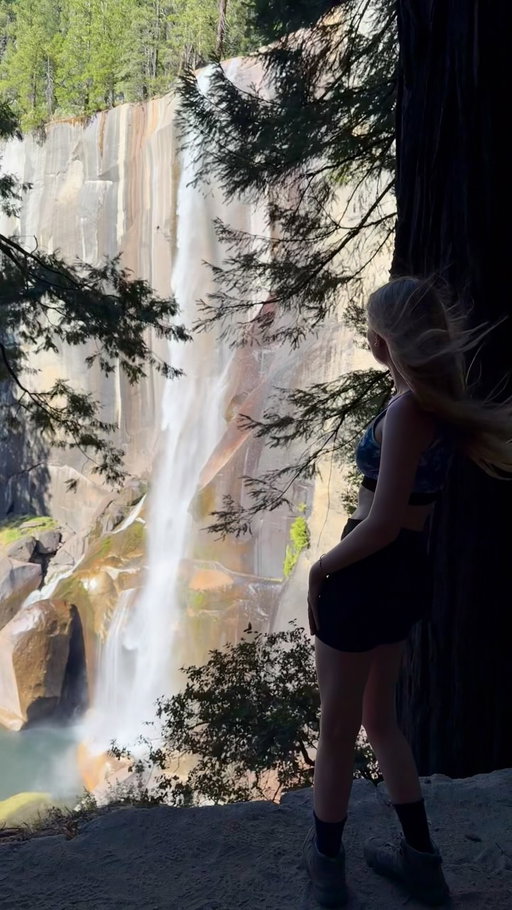 Daily motivation to do uncomfortable things and follow your dreams!

#softwareengineer #traveling #hiking #yosemite #hardworkpayoff 

Hard work, nature lover, developer