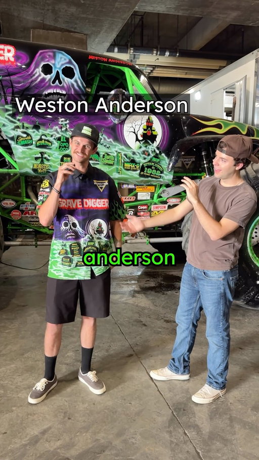 I got INSIDE Grave Digger at @monsterjam 👻🚛