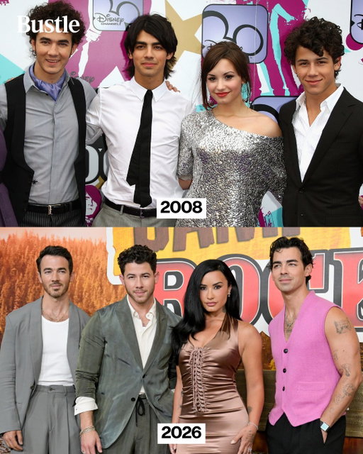 THE BAND IS BACK TOGETHER! The cast of #CampRock reunited at the 'Camp Rock 3' premiere. 🥹🎸💛

Photo: Getty