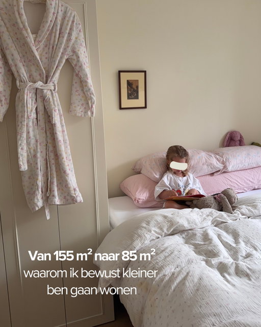 Dit blijft een van mijn favo getuigenissen. Het laat zo zien dat God weet wat we willen, maar ook wat we nodig hebben. Soms laat Hij situaties toe om ons te laten zien wat er nog meer op het altaar mag (om los te laten), om vrij te kunnen leven. Niet meer gebonden aan bijvoorbeeld “ik kan alleen rusten als mijn huis opgeruimd is!”, maar “ik kan rusten omdat ik met Hem ben”. Dit was een avontuur van overgave waarvan je op social media niks zag. Ik vond het nu een mooie tijd om dit met jullie te delen in de hoop dat het je mag bemoedigen om Hem te durven vertrouwen 🩷