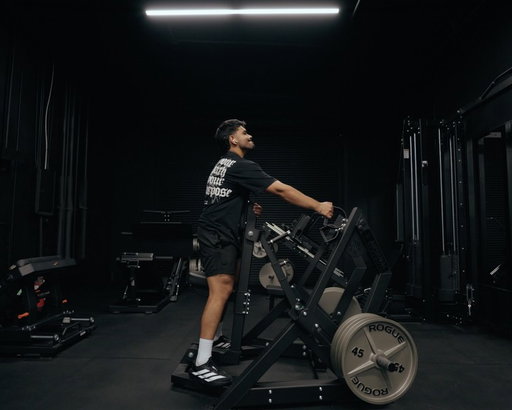 How to grow a fitness account step by step. Use these tips to grow a successful fitness account. 

#filmmaking #filmmakingtips #cinematography #contencreator #gymbro