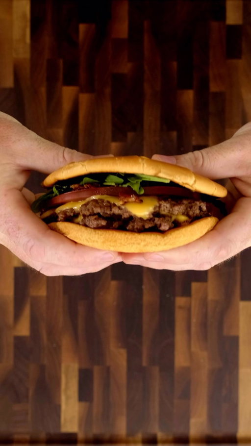 Can you think of a better name than "smashed burger"?

Credit to @jortskitchen for the name "porker chips"

#bacon #burger #cooking