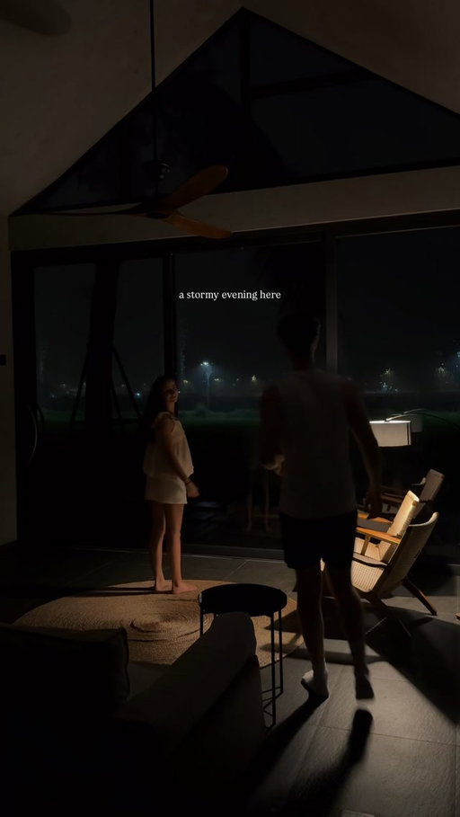 God really put on a show for us 🌩️⚡️

Send this to someone you’d spend an evening like this with 🤍