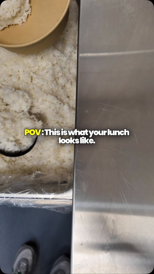 Skip the boring desk sandwich today.

This is what a real mid-day fuel refill looks like: high heat, rich flavor, and freshly seared ingredients packed in one bowl. You get a fast meal that actually tastes like real food.

Tag a coworker who always forgets to order lunch on time! Let us know below ✅ #bowlsofrice #preppingorders #lunchidea