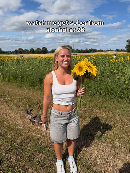 long may it last 🤍 there may have been a few falls on the way but we made it! Coming up on the big 800 tomorrow and could never imagine a world where I go back to the girl I once was.

One day at a time 🤍🤍 #recovery #sober