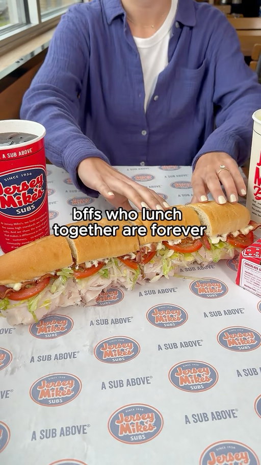 tag ur bff 🤩