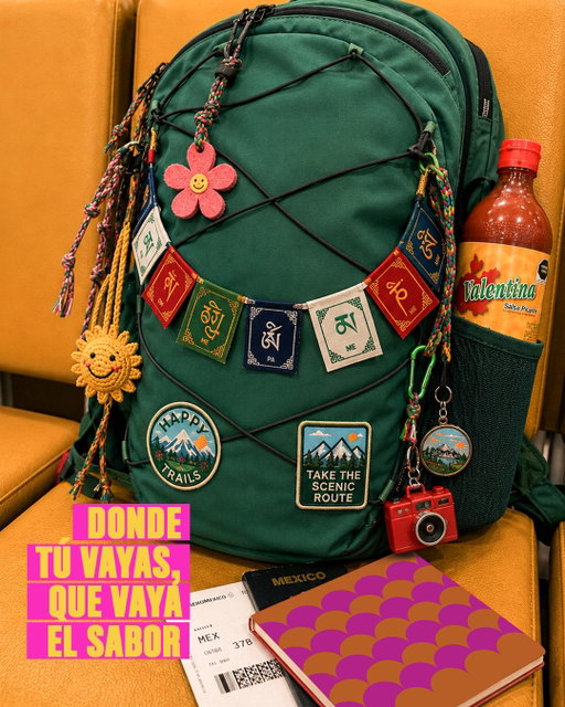 El destino cambia, pero el antojo siempre viaja contigo. 🎒 🌎 🌶