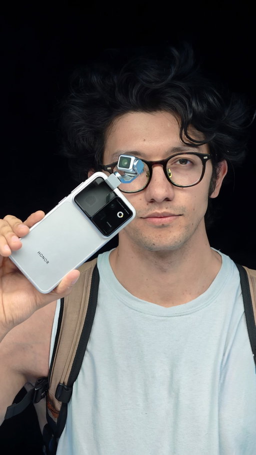 You’ve NEVER seen a phone do THIS! The HONOR Robot Phone has a 200MP gimbal camera mounted that can physically pop out, move, rotate and track subjects. Most impressive engineering on a phone in 2026! 🤖
.
.
.
.
.
.
#tech #honorrobotphone #camera