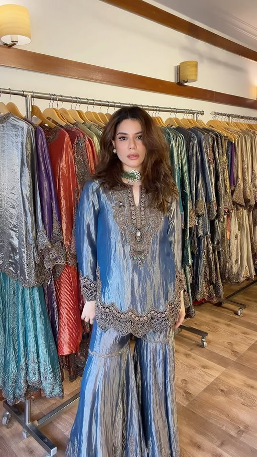 Some brands just remind you what true quality and craftsmanship feel like ♥️ @preetiklerofficial is one such brand that I stumbled upon and now there’s no going back ! I have fallen in love with their hand embroidery, zardozi and silk tissue 🤌🏼🤌🏼🤌🏼Picked up two outfits from them already🙋🏻‍♀️ Which ones do you think I ended up buying …🤩 
.
Jewelry : @priyankakhaitanfinejewellery 
Placement : @marrowcommunications