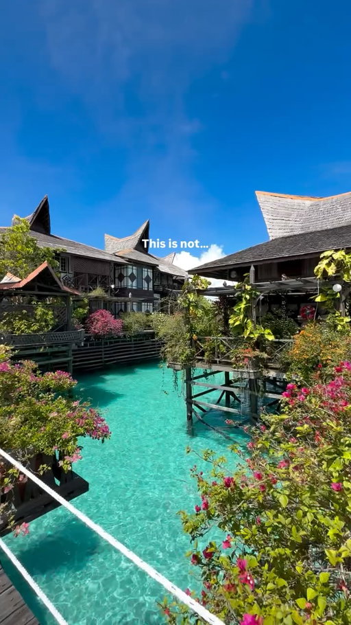 📍📍HERE📍📍

Follow @brittandmitchworldwide for more incredible travel spots around the world 🌏✨

Semporna is one of those places that genuinely doesn’t look real 😍🇲🇾

The water is INSANELY blue and the islands have some of the best beaches and marine life we’ve ever seen.

From swimming with turtles to exploring tiny islands and spending days out on the water, Semporna is the perfect place to experience the beauty of Sabah, Borneo 🐢🌴🌊

If you’re planning a trip to Borneo, SAVE this one! 📌 

#Semporna #Sabah #Borneo #MalaysiaTravel #Malaysia