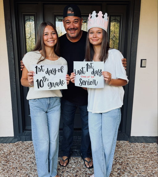 Not driving my girls to school is tough! 😢
Gotta let em fly tho!
Daddy loves you! ♥️♥️

#LuciaRose
#Senior
#CarinaRose
#Sophmore