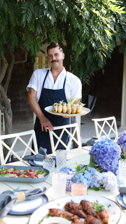 @crateandbarrel and I teamed up to create the perfect Hamptons summer tablespace and menu! #CratePartner
Entertaining in the summer can be a lot of work but it’s also so fun especially when you have your trusty @allclad and these unique pieces from Crate to bring the table to life! My clients absolutely loved this one, and I can’t wait to use all these pieces again for our next BBQ!

#Hamptons #privatechef #hosting #tablescape