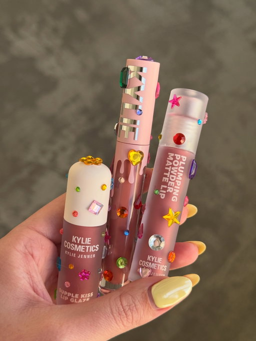 king kylie said jewel stickers are back 💎