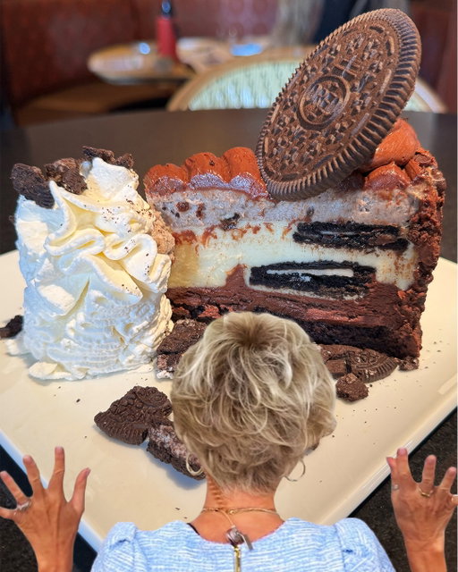 that feeling when you get a fresh blowout from the salon and are ready for your sweet treat