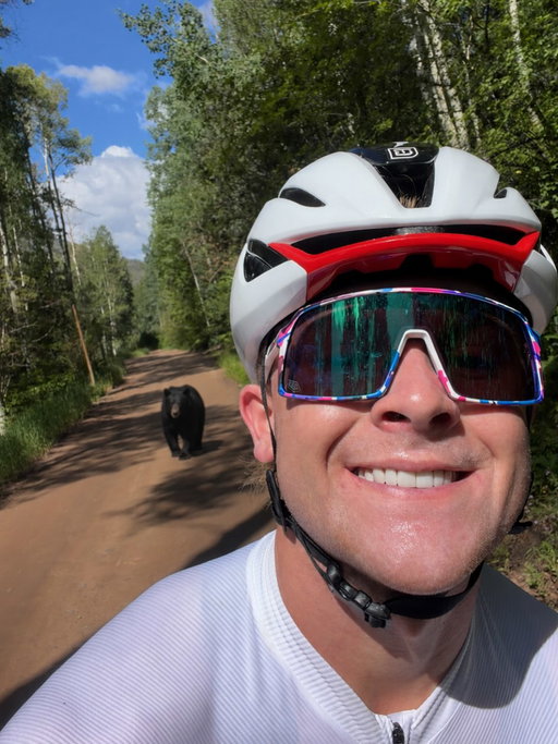 Lately 😳🐻😀☕️🏆🚵🏻‍♂️🥞🖼️🌄