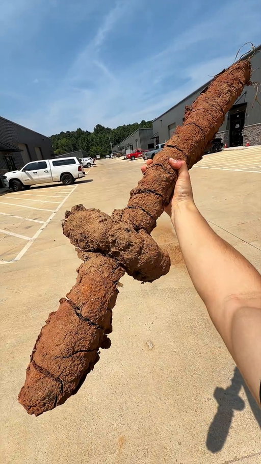 This Sword Is SO Dirty... Can We Clean It? 🤔🤔🤔

#satisfying #cleaning #viral #fyp #trending