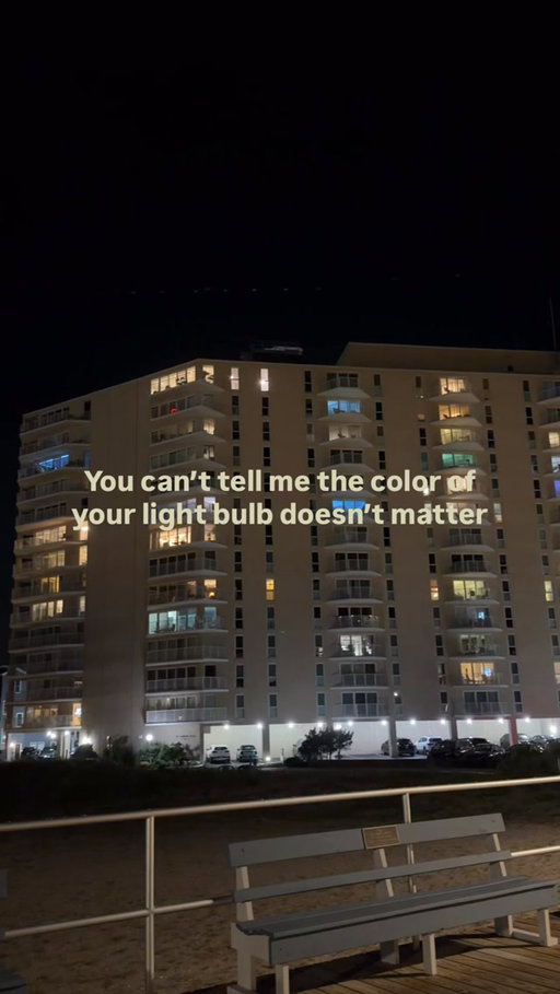 Your lightbulb color matters more than you think. 💡 

Every year I walk by this condo on the boardwalk and think how crazy this looks with so many different lights in each window. 

Not saying there is a right answer but also not saying there isn’t. 😏

Pick your fighter