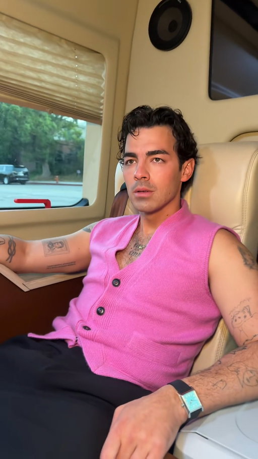 We 💗 you, Connect 3. Happy 'Camp Rock 3' release day to all who celebrate!

Video: @jonasbrothers