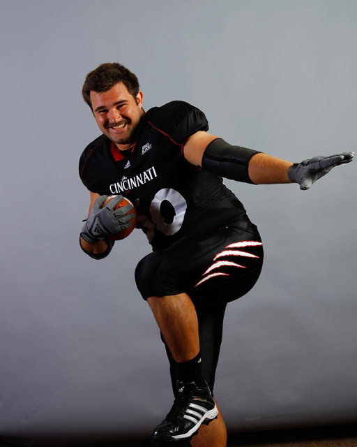 Someone let this kid know he’s a @gobearcats Hall of Famer 

Congrats to our guy @jason.kelce 👏👏👏 Well deserved