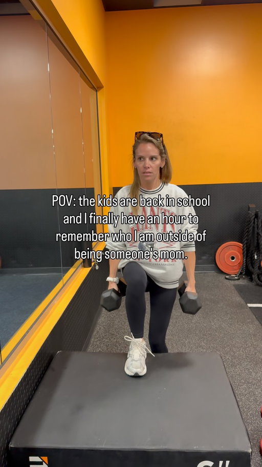The kids are back in school and I’m back to schooling myself in the art of self-care. 🎓🍑

1 hour, glute-focused, and exactly what I needed after a summer of momming 24/7.

3 sets of each:
• Weighted step-ups
• Deficit sumo squats w/ kettlebell 
• Leg press
• Kickbacks on the glute slide

Finish with a timed plank hold for as long as you can, or 3 rounds of 1 minute.

Save this for your next glute day! 🍑

#gluteworkout #gluteday #legdayworkout #lowerbodyworkout #strengthtrainingforwomen