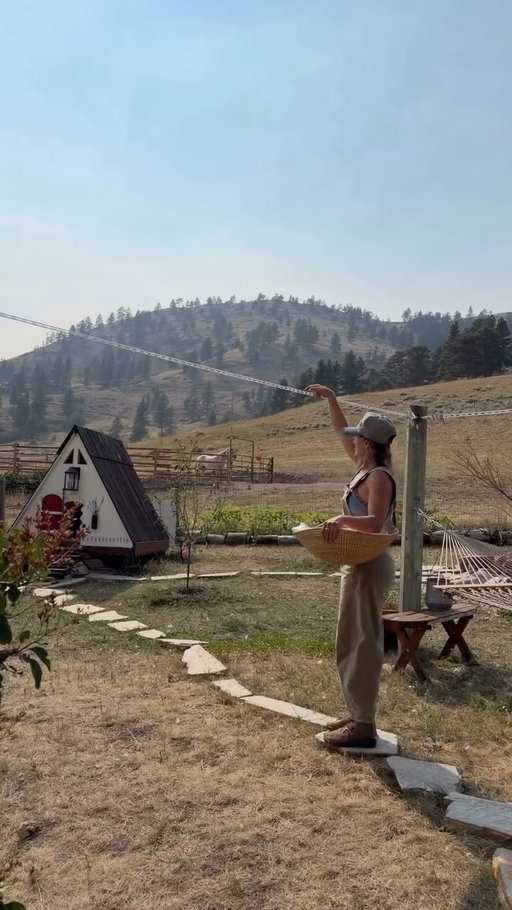 Ravens on a diet and she’s taking it really personally 

.

.

.

#homestead #ranchlife #montana #diy #asmr