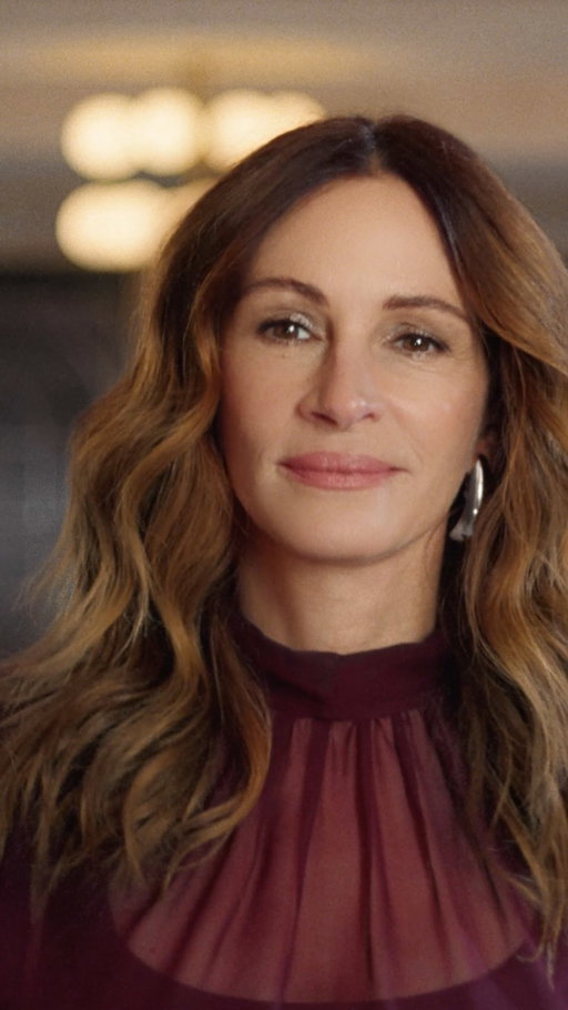 Dark, bold, unexpected.
@lancomeofficial first woody-cherry fragrance. La vie est belle Very Cherry. 

#LOrealGroupe #LaVieEstBelle #Lancôme #JuliaRoberts #CreateTheBeautyThatMovesTheWorld