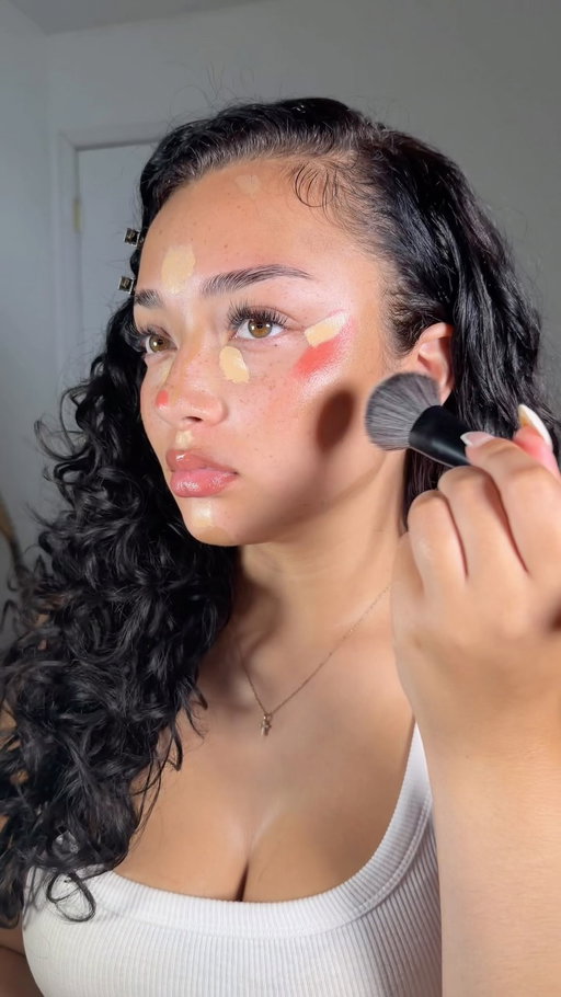 had to try this hack @klaudiasyd 🧈✨
-
#makeup #makeuptutorial #makeuphacks