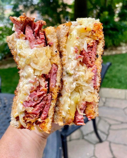 SANDWICH GUIDE 📋
Save this post and share with your fellow sandwich lovers 😉
In no particular order - my 20 favorite sandwiches in Charlotte:
✔️ Reuben @clarkssnackbar_clt 
✔️ Smoked Salmon Croissant @cafemontebistro 
✔️ The Stinger @bisontepizzaco 
✔️ Cappa Cappa Egga @olivelli_deli 
✔️ Tuna Melt @nightswimcoffee (not your traditional tuna melt - they need to change the name 😂) but delicious
✔️ Lobster Roll @catalinakitchenandbar 
✔️ Tusan steak Sandwich @lalimasangucheria 
✔️ Crispy Goat Cheese Sandwich @reidsfinefoods 
✔️ Rocket Turkey Burger @mooandbrew 
✔️ Turkey Reuben at Phil’s Deli Southpark (@rustysdelinc also has a delicious one)
✔️ Chicken Caesar Wrap @saltedmelonmarket 
✔️ BEC Croissant @vicentebistro 
✔️ Baguette Parisien @renaissancepatisserie 
✔️ Any of the weekend sandwiches offered @lostrica_clt 
✔️ Nashville Chicken Sandwich @poppycoxclt 
✔️ Steak Sandwich Special @izzysccc (I’ve only run across it as a special one time but including it because I need it again !!)
✔️ Banh Mi Sandwich @lulabanhmi_arboretum 
✔️ Fried Bologna @aceno.3 (I will forever post this until they bring it back 🙏🏻) #sorrynotsorry for posting it 🥴
✔️ Cheesesteak @cheatscheesesteaks 
✔️ Tuna Salad (add cucumbers) @rhinomarketsouthpark 
Sandwich Lover | Eat It On the Go | CLT Sandwiches 
#finerwiththyme