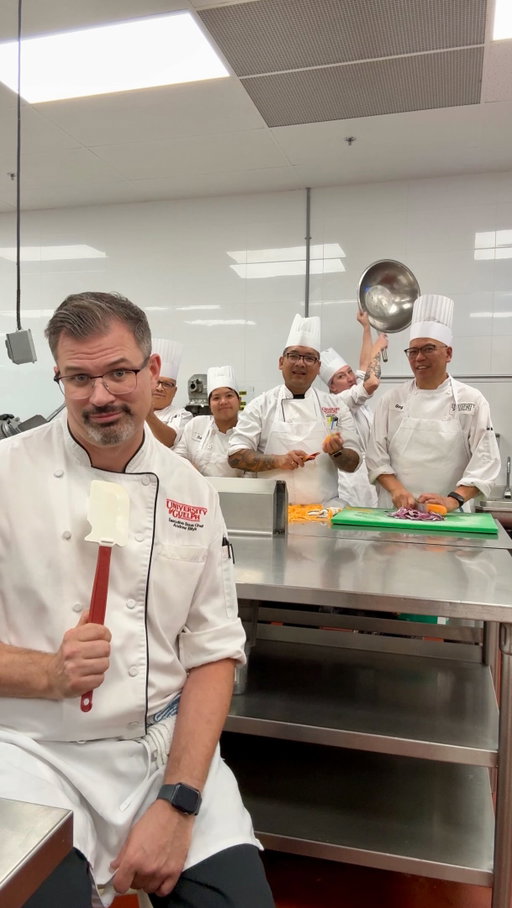 No one does campus food better. 🧑‍🍳🥘🥕