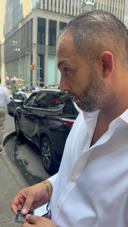 Random moment با خوبای ۴۷😂👋💥
بزن تو گوش بازار newyork