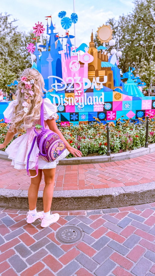 Thank you so much @thedisneyprincesses for this experience !!! Wow wow wow!!!

Disney Princess: The Ultimate Concert Celebration #onceaprincessalwaysaprincess #worldprincessweek

@brandy @auliicravalho @anikaaroundtheworld @disneyspaigeohara @iamsusanegan @hallebailey @catherinelagaaia @jodi.benson @judykuhnofficial @msleasalonga