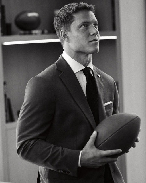 Excellence is never accidental. @christianmccaffrey wears the Excursionist Flex 150s Suit, an all-season design rooted in craftsmanship and precision.