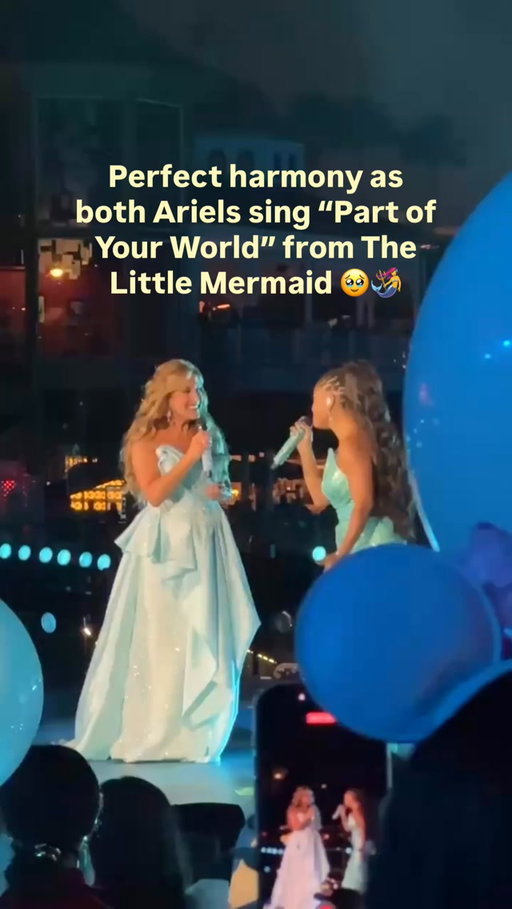MY DREAM DUET - CUTE ❤️

Jodi Benson and Halle Bailey sing “Part of Your World” from ‘The Little Mermaid’ at the Disney Princess Concert | #D23

🎥: Rachel Chapman
