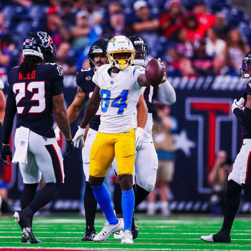 Don’t announce the play, just show the score…That’s Law.🧳 #Dub 84/7