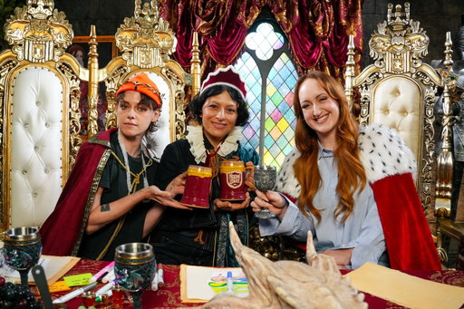 THE REALM WELCOMES LADY KRISTEN STEWART AND LADY ALIA SHAWKAT TO THE ROYAL COURT 🏰⚔️🍃

It looks like the WRONG GIRLS made it to the RIGHT PLACE!!!!!!! What’s better than this… just a gaggle having a giggle. 

It was my absolute honor to goof and gaf with you legends. 

Lady Kristen and Lady Alia’s new movie THE WRONG GIRLS is out TODAY in theaters!!! GRAB YOUR EDDIES AND GO SEE IT ‼️‼️