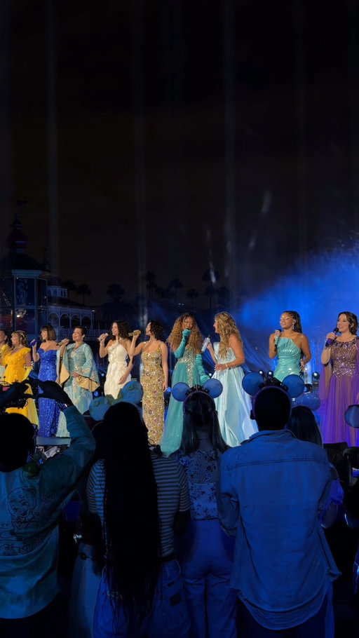 Ever wonder what it would sound like if every Disney Princess sang together in harmony? Wonder no more... ✨

#D23 @disneyd23