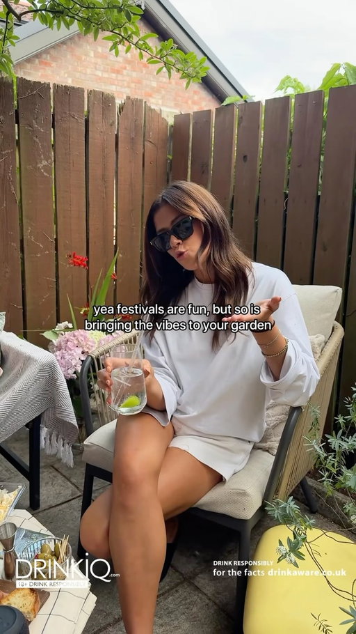 AD Can always count on a @smirnoff Sound Nation playlist to bring the at home festival vibes 🎵my dream date 🤌🏼 #SmirnoffSoundNation #Smirnoff