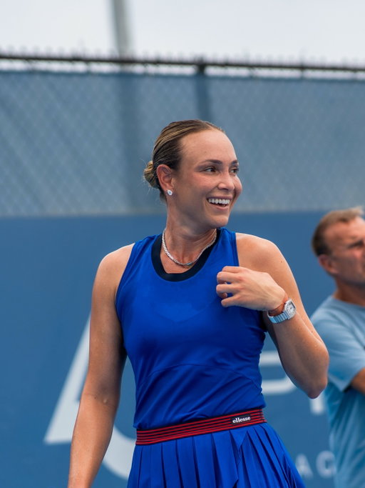 Cincinnati calling. Donna’s ready. 

@donnavekic returns to the Cincinnati Open wearing ellesse Pro Tennis ‘26