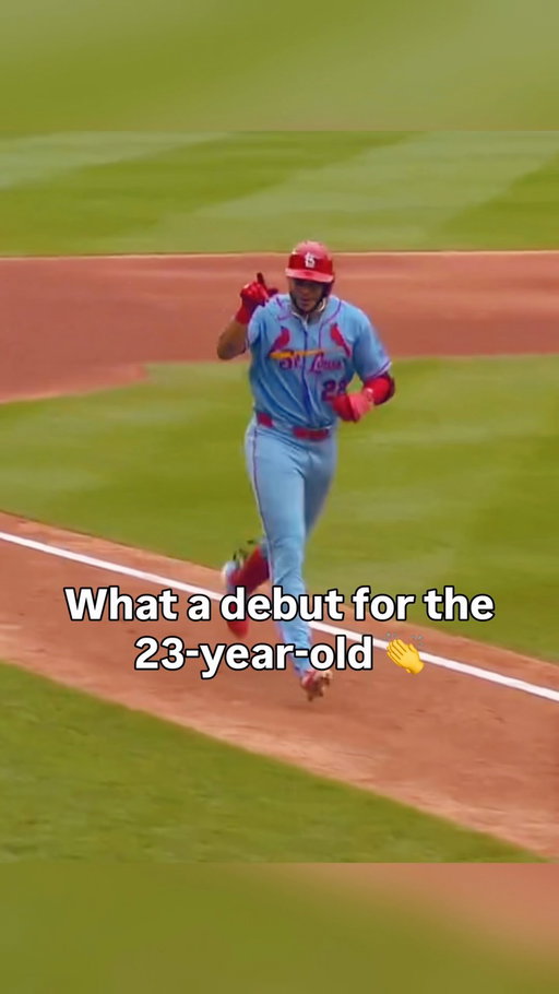 NOT 1, NOT 2, BUT THREE HOME RUNS IN YOUR MLB DEBUT 🤯

HAVE A DAY, JOSHUA BÁEZ 👏

(via @mlb) #baseball
