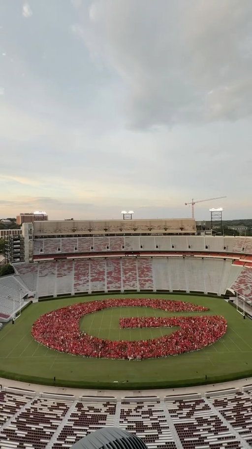 Please welcome to the field, the Class of 2030🐶

We are so excited to welcome UGA’s newest students to the Bulldog Family!

#neverbarkalone