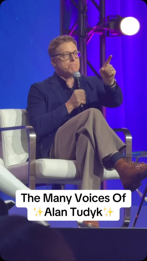 Incoming Disney Legend Alan Tudyk showcased some of his iconic voices featured in Disney films at the Fandango Front Row conversation at #D23 : The Ultimate Disney Fan Event.