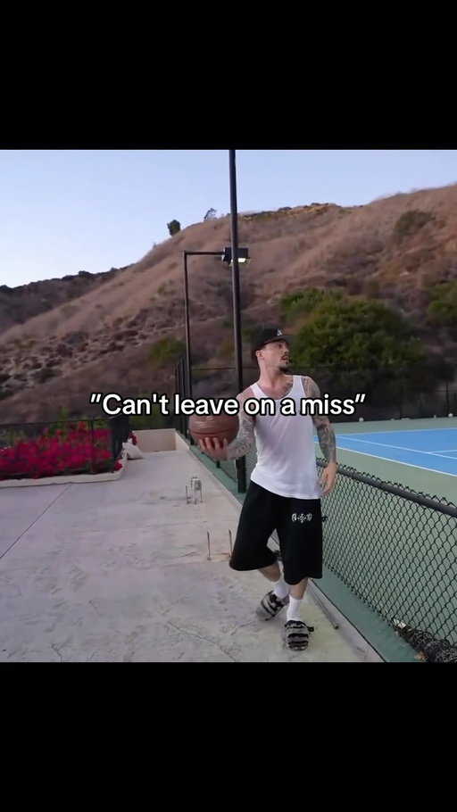 Everyone knows u can’t leave on a miss 🤷🏼‍♂️ (Twitch - Adapt)
