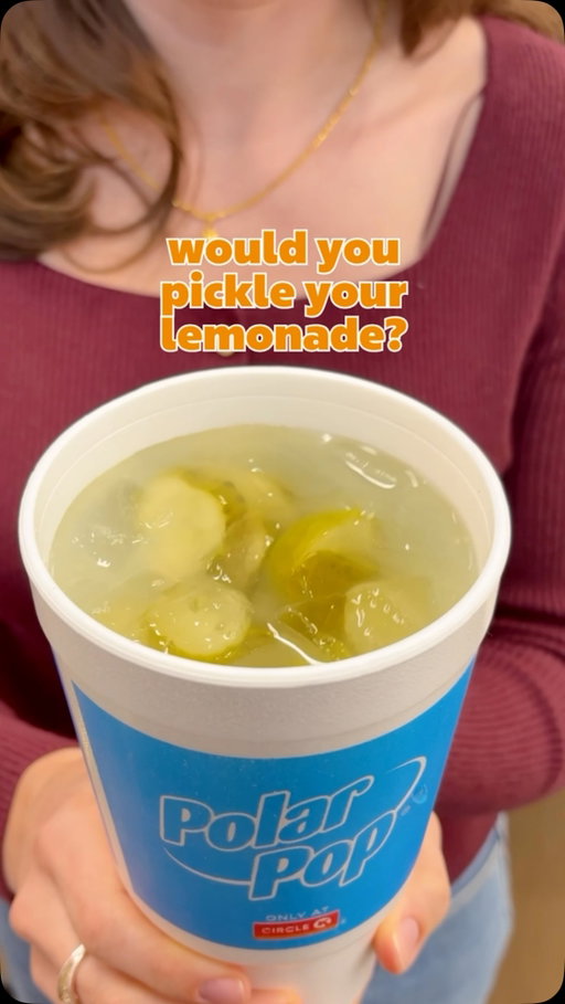 trust us on this one 🥒🍋
would you try pickle lemonade?