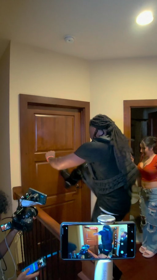 backdoor by his own security 😭😭🙏🏽

follow @rayodigie for more

#funnymike #suburbbaby #seanodigie #pov #streameruniversity